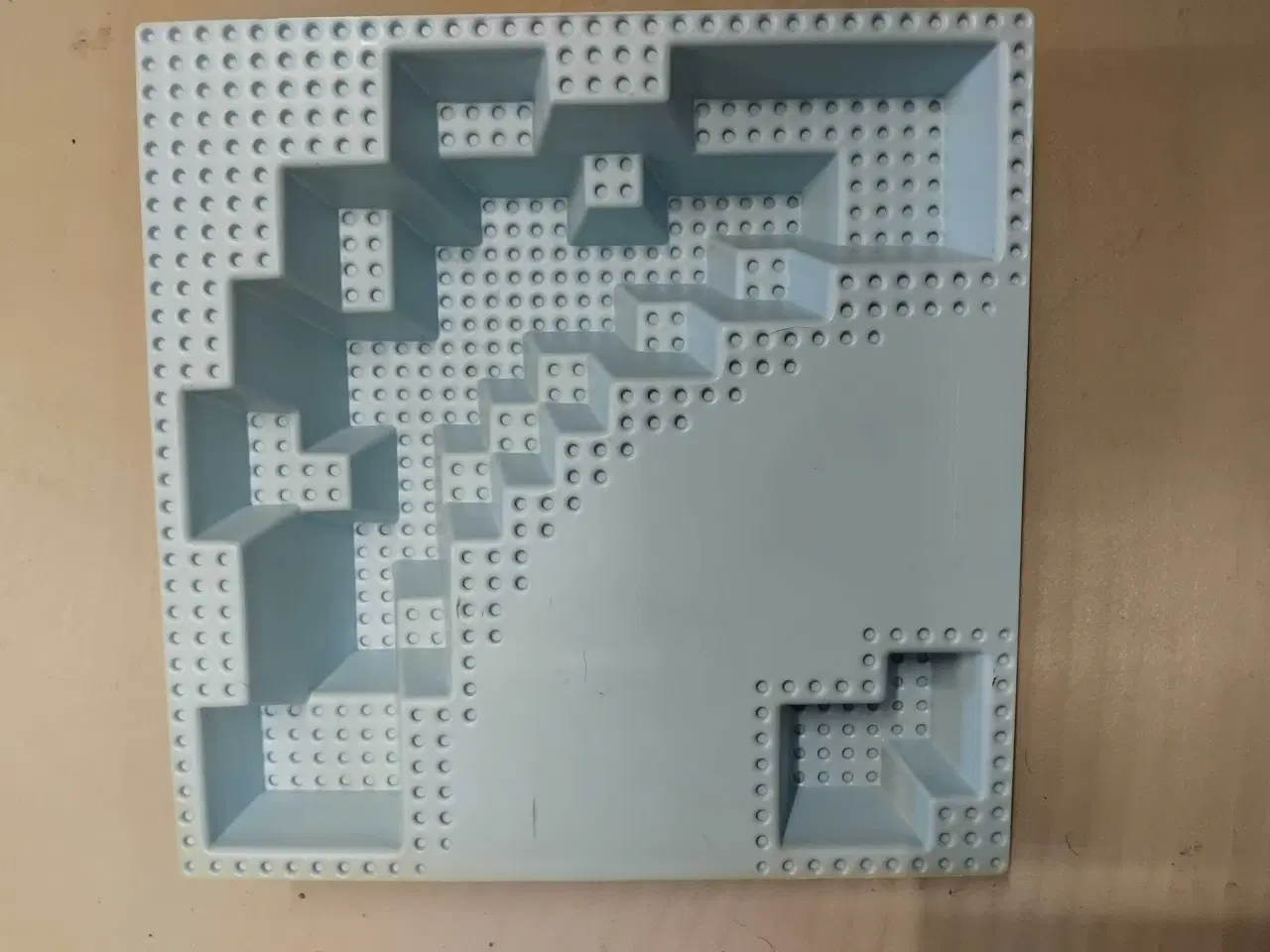 Billede 2 - Lego raised baseplate