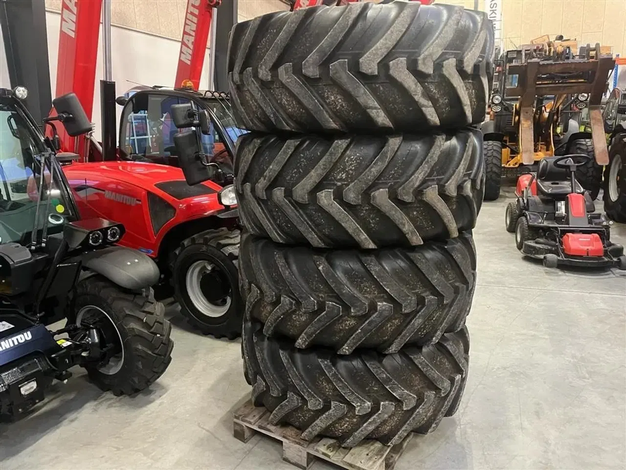 Billede 2 - Manitou Michelin 460/70-24 XMCL hjul