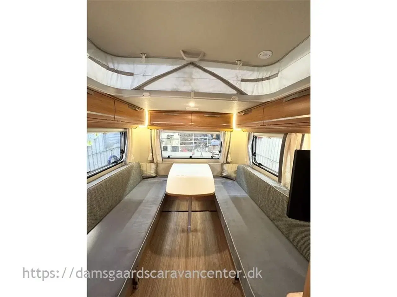 Billede 13 - 2017 - Hymer Touring Troll 540 GT   Enkeltsenge, mulighed for opredning-Markise