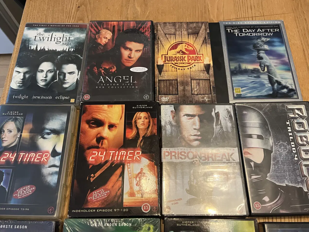 Billede 1 - Blandet dvd bokse samling 