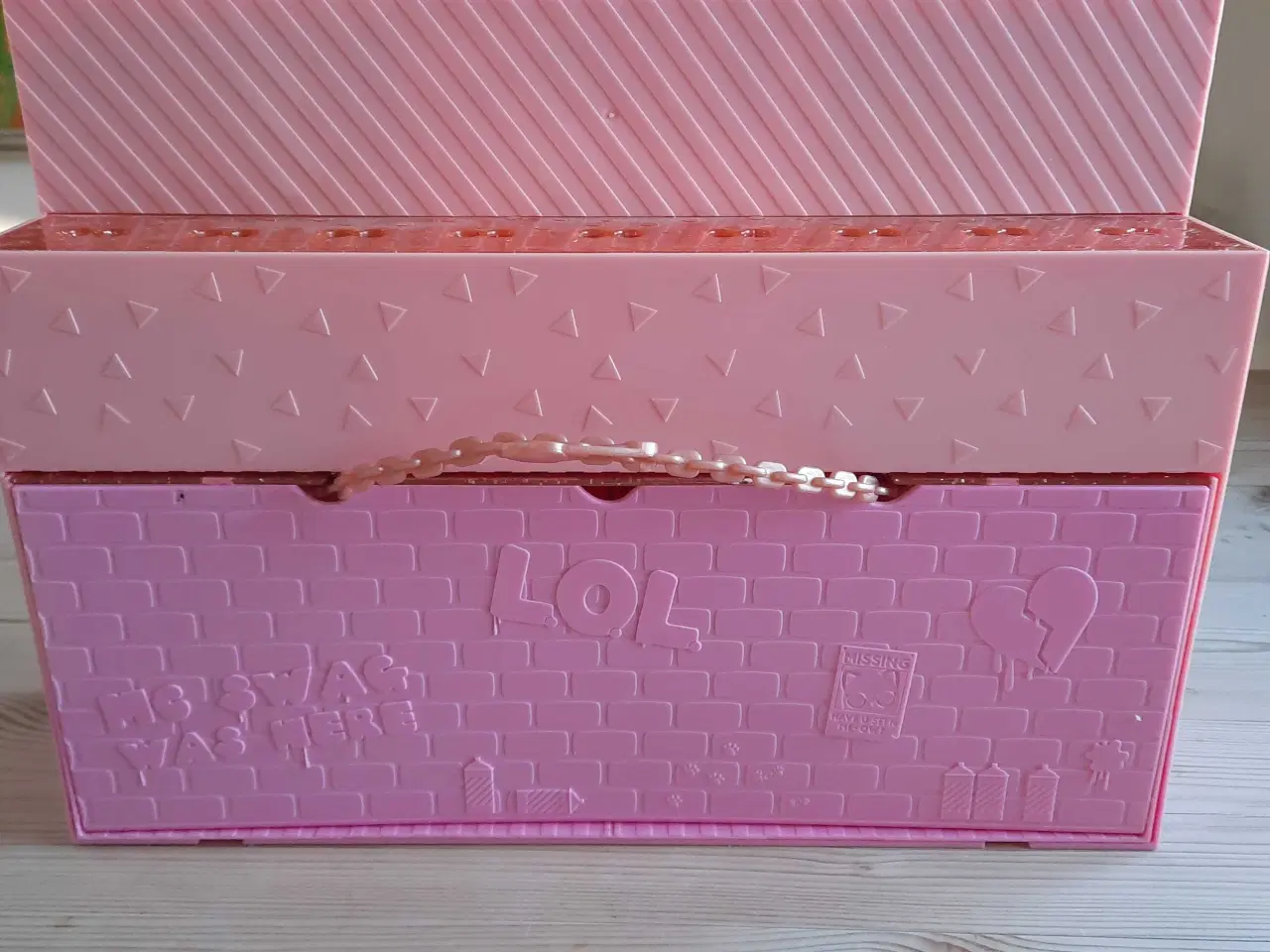 Billede 11 - LOL transporthus med figurer mm