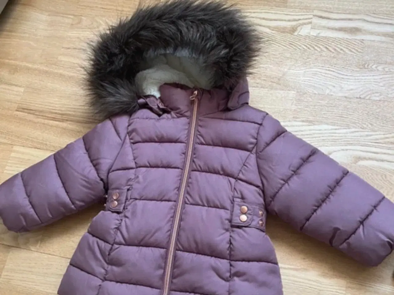 Billede 1 - 2 stk jakker str 80