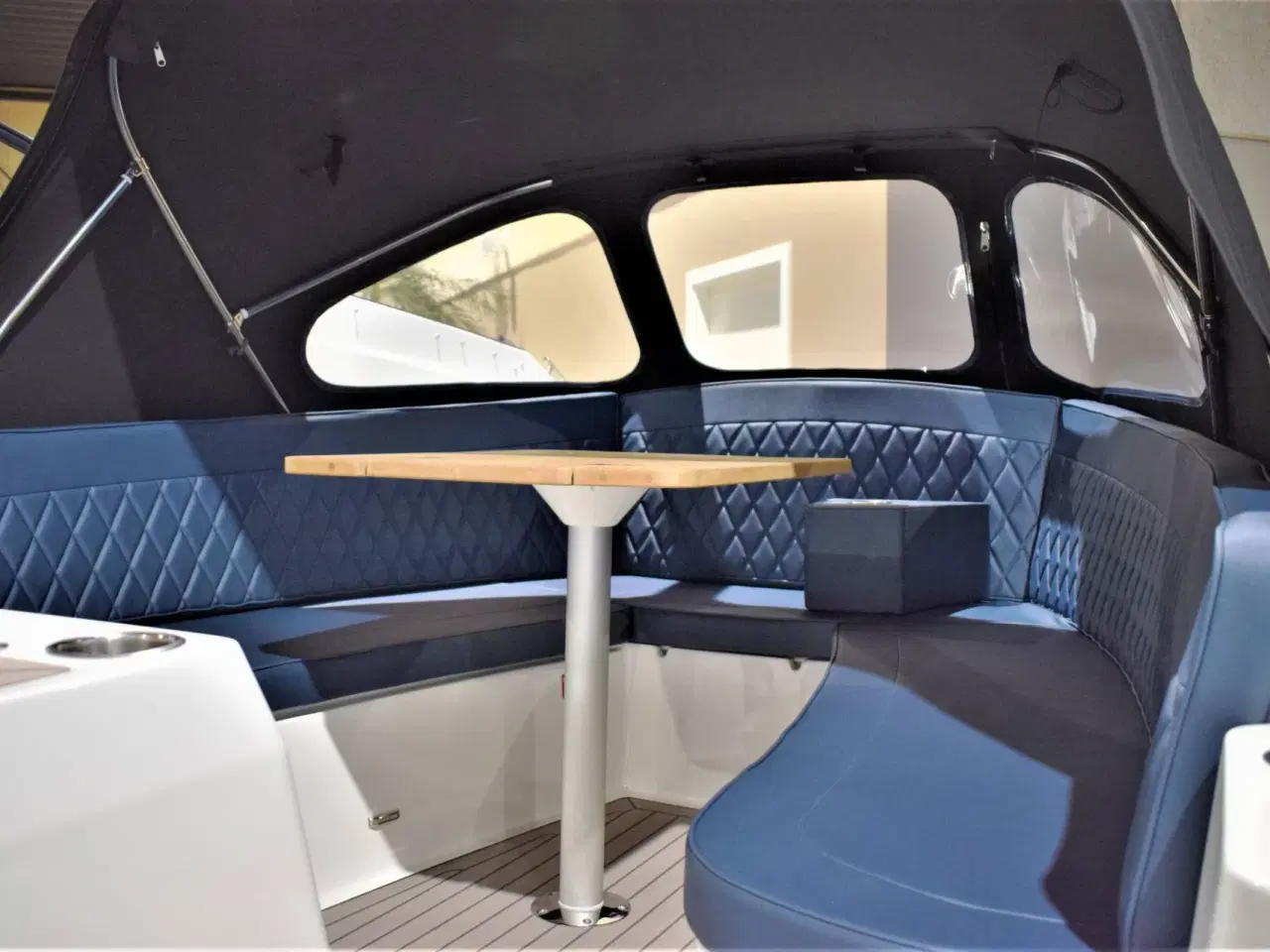 Billede 8 - Interboat 19 - 27HK Vetus/Udstyr