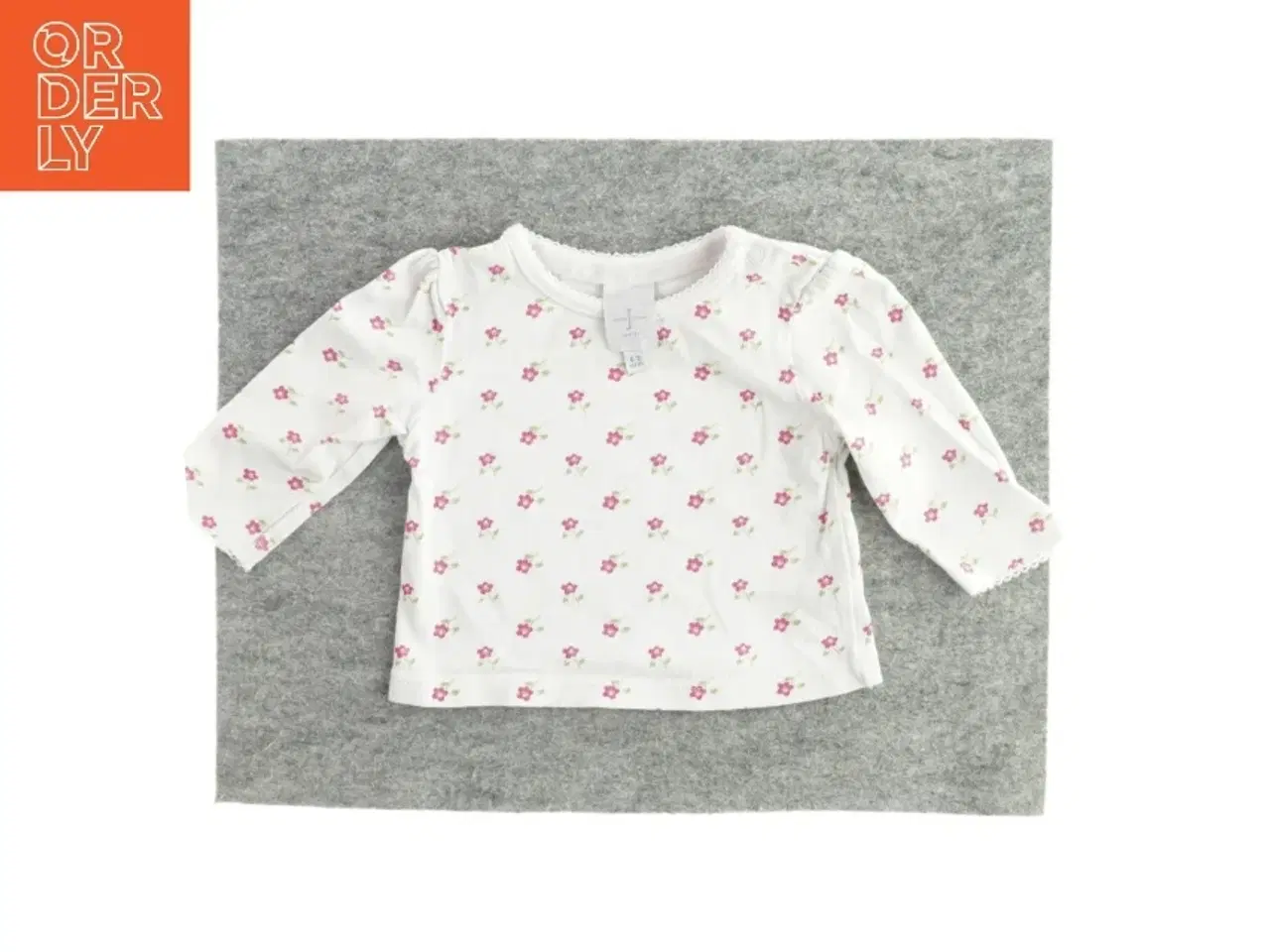 Billede 1 - Bluse med blomster fra Jasper Conran  (str. 0-3 mrd.)