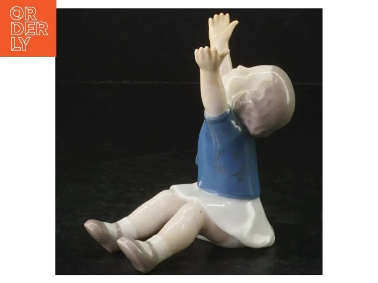 Billede 2 - Porcelænsfigur af barn fra B&G (str. H. 11,5 cm)