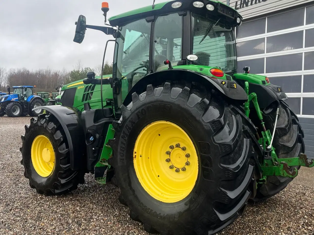 Billede 3 - John Deere 6215R Med frontlift 50KMT