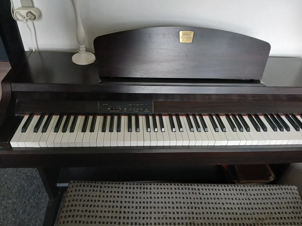 Billede 1 - El-klaver sælges, Yamaha Clarinova CLP 910