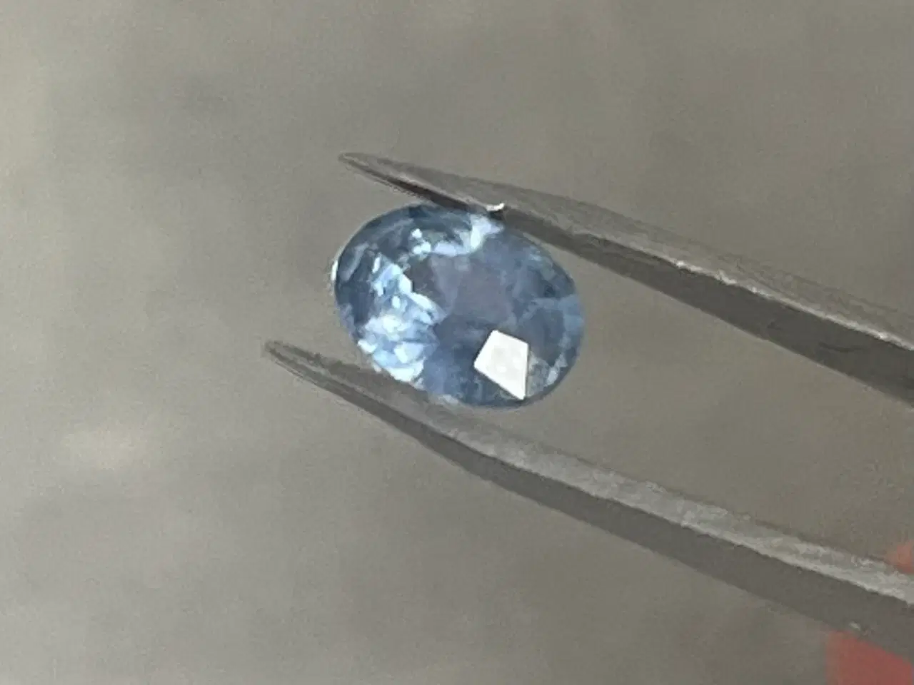 Billede 2 - Naturlig blå safir 1,26 ct – ubehandlet – ICA-cert