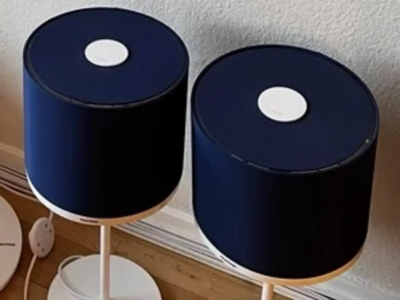 Billede 2 - 2x Pantone Capella bord lampe + 3x Mintaka 25 skær