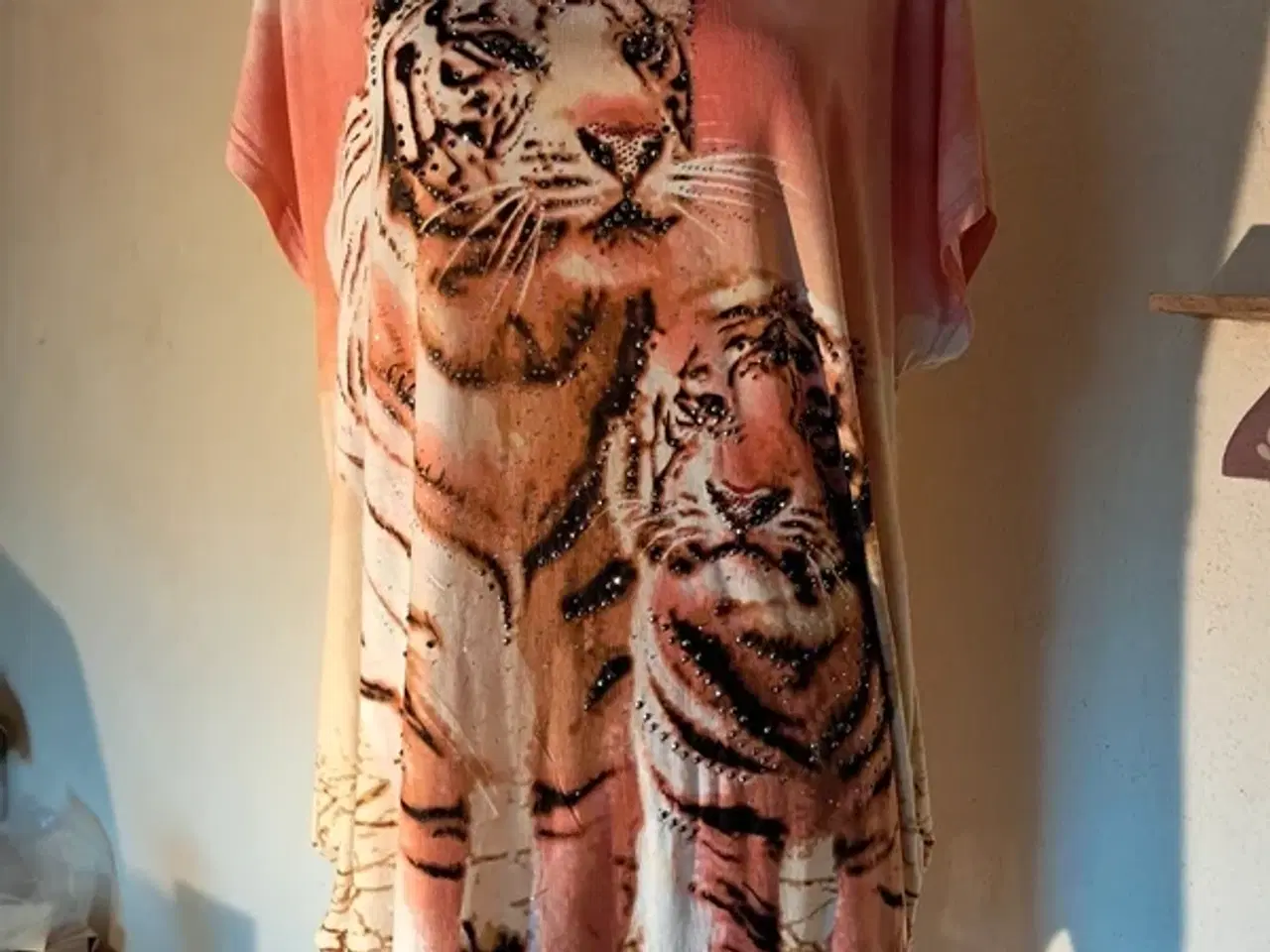 Billede 1 - M2K Paris t-shirt