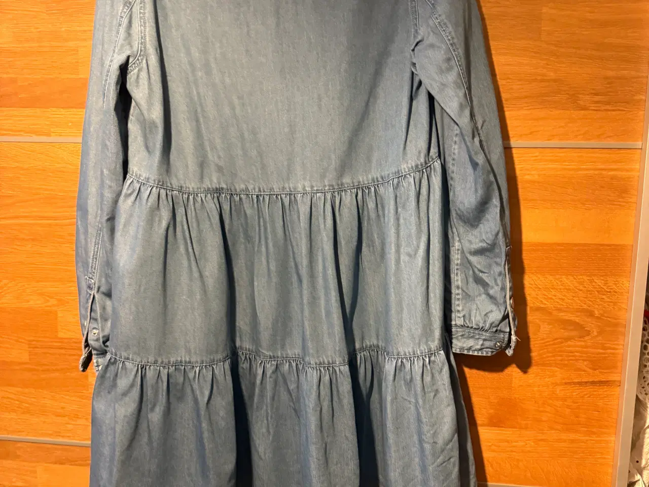 Billede 2 -  Tommy Hilfiger demin Kjole 