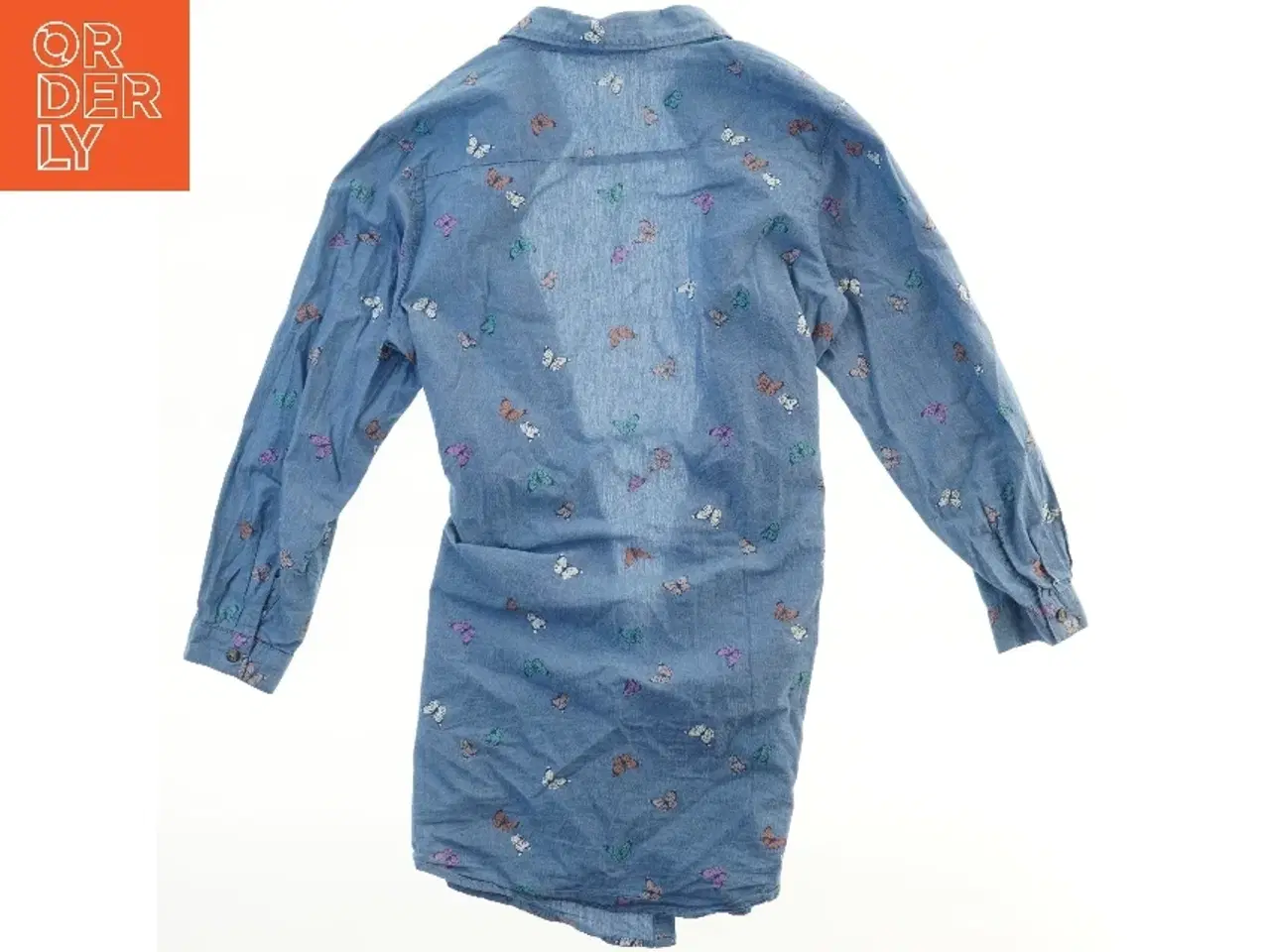 Billede 2 - Langærmet skjorte med sommerfugle fra H&M (str. 140)