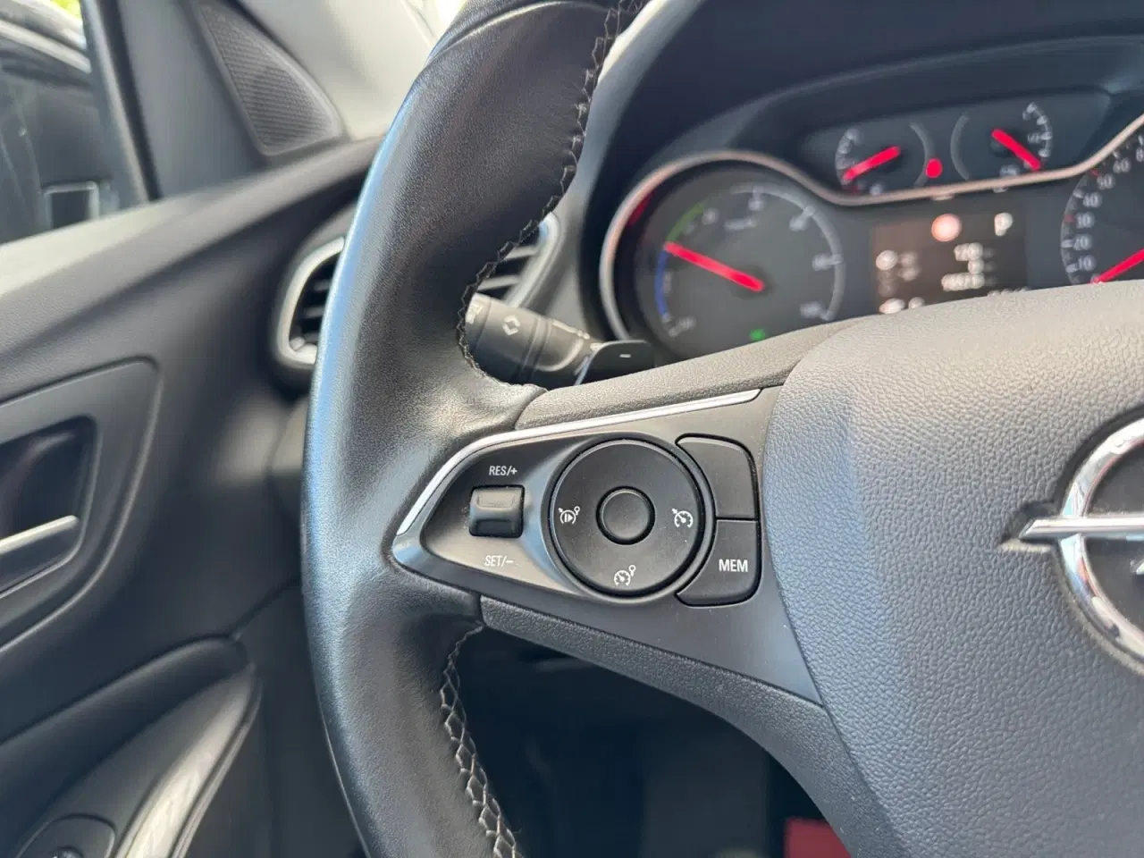 Billede 15 - Opel Grandland X 1,6 Hybrid4 Ultimate aut.