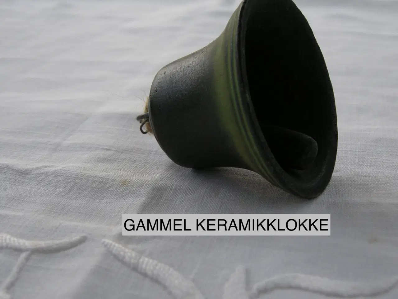 Billede 2 - Keramik juleklokke, Gammel juleklokke, Klokke, Jul