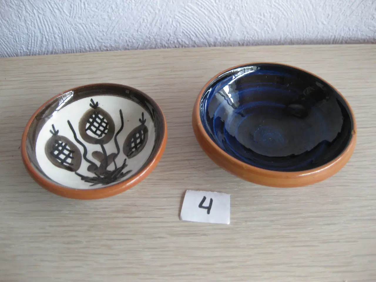 Billede 4 - Små skåle i keramik - fra "dengang" ;-)