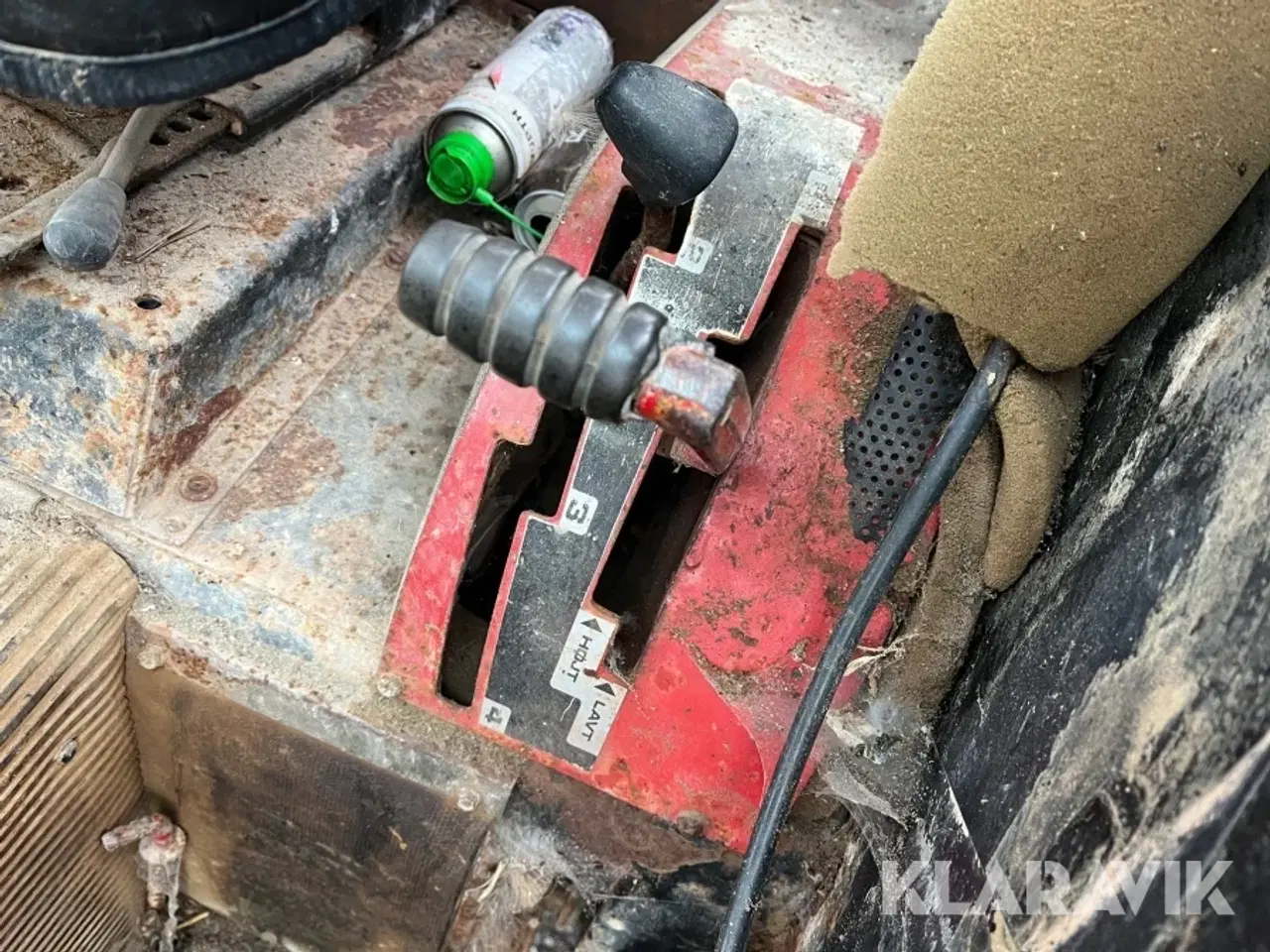 Billede 9 - Veterantraktor International 574 med byggelift