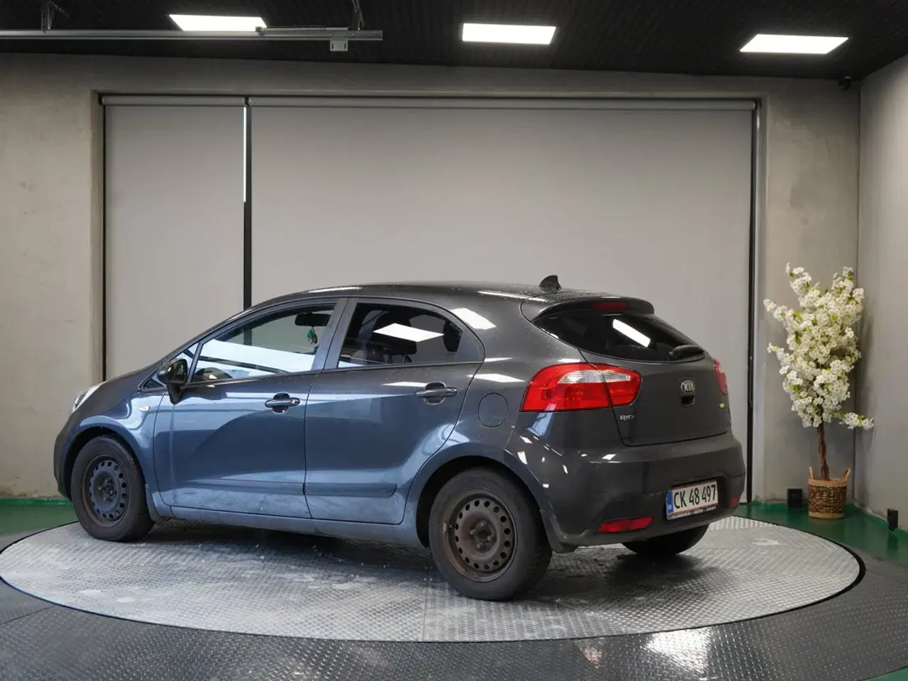 Billede 3 - Fin pendler benzinbil.