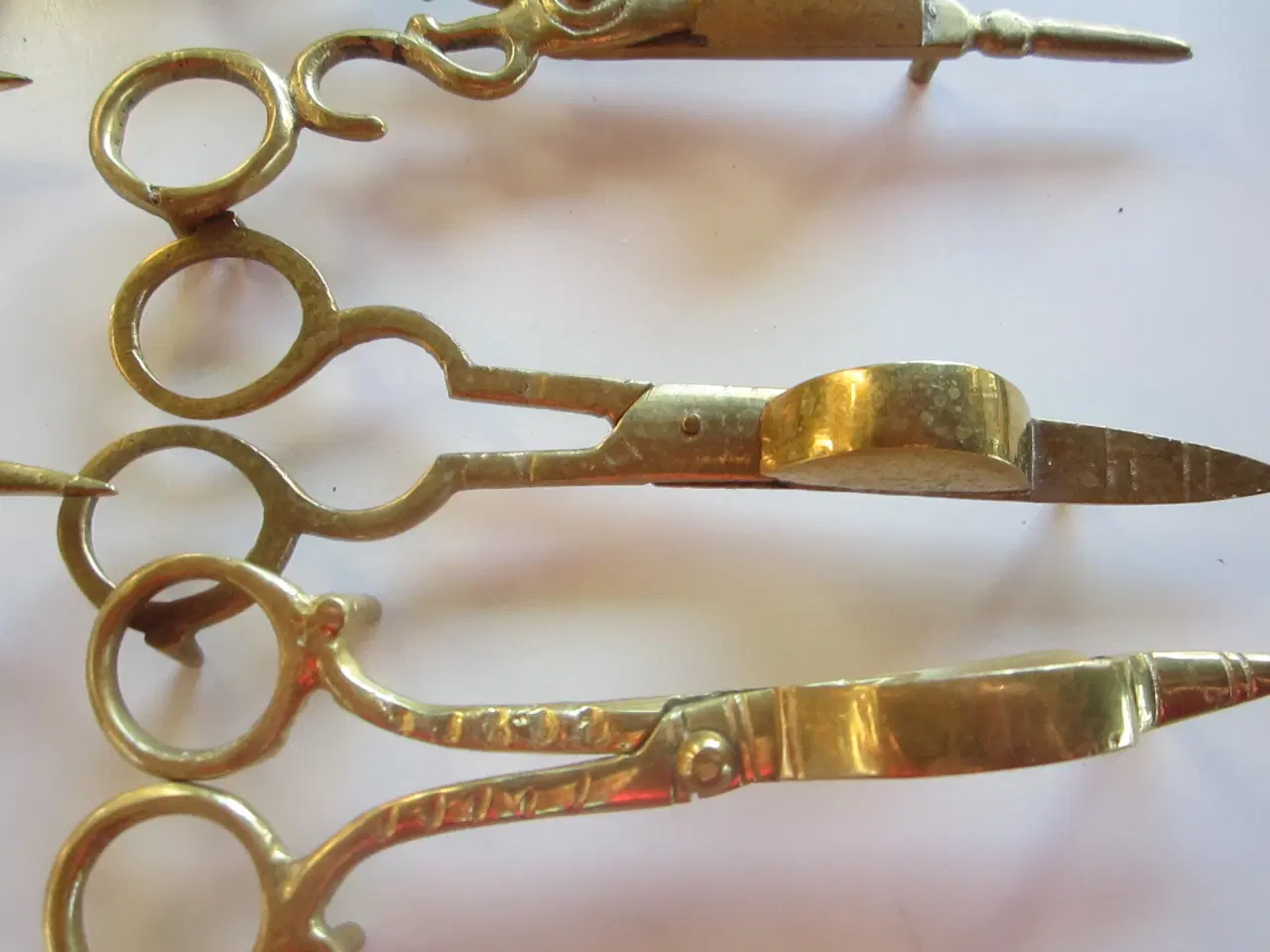 Billede 4 - Fine gamle messing lyseslukkere pr stk 30 kr