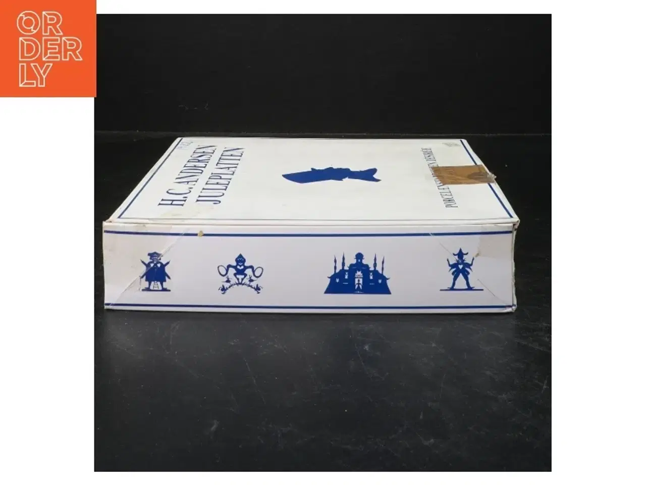 Billede 2 - H.C. Andersen juleplatte 1982 fra Porcelænsfabrikken Désirée (str. Ø 19 cm)