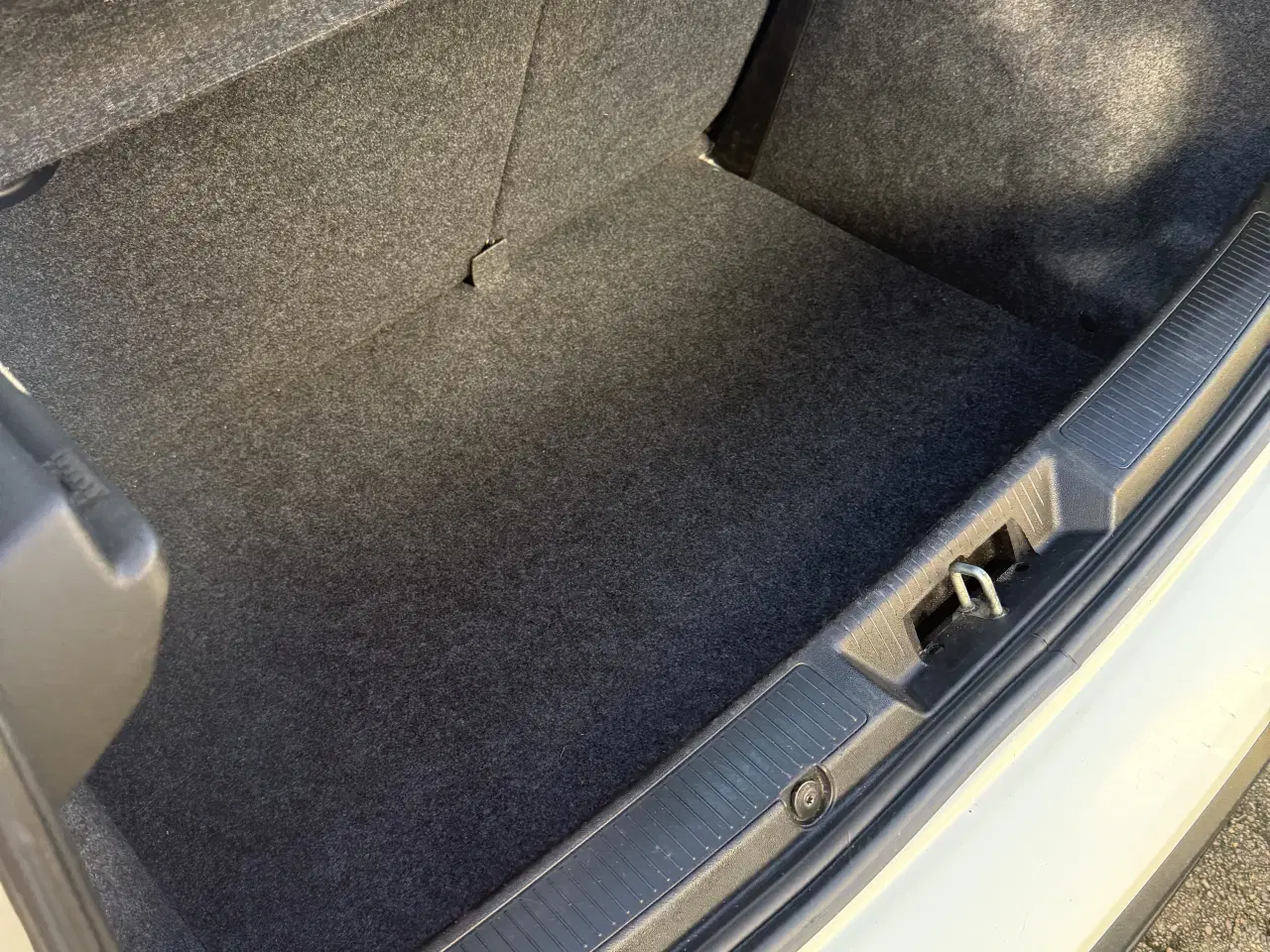 Billede 8 - Fiat Punto EVO hvid  NYSYNET 
