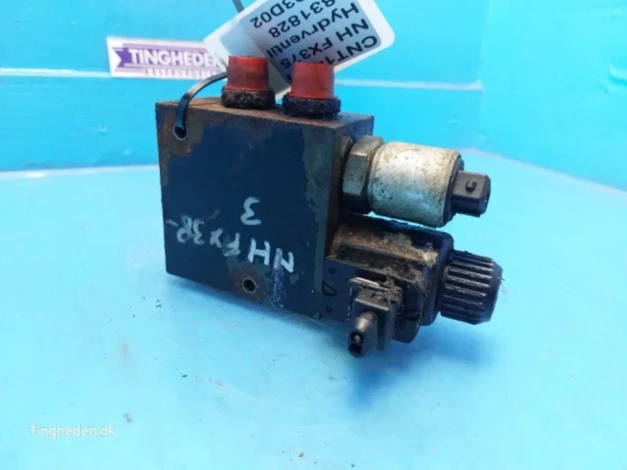 Billede 2 - New Holland FX375 Hydraulikventil 9831828