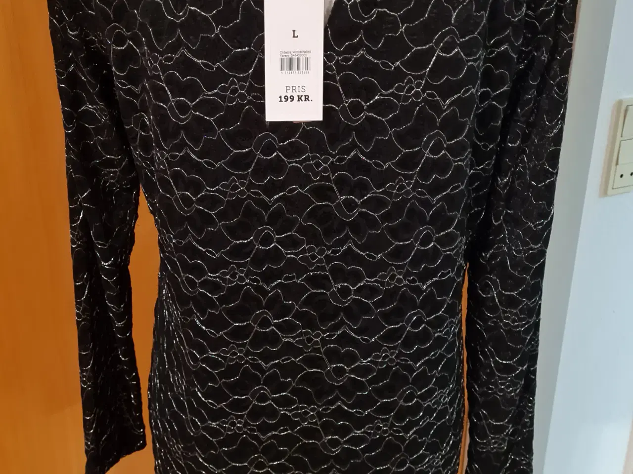 Billede 2 - Ny glimmer kjole str L 40