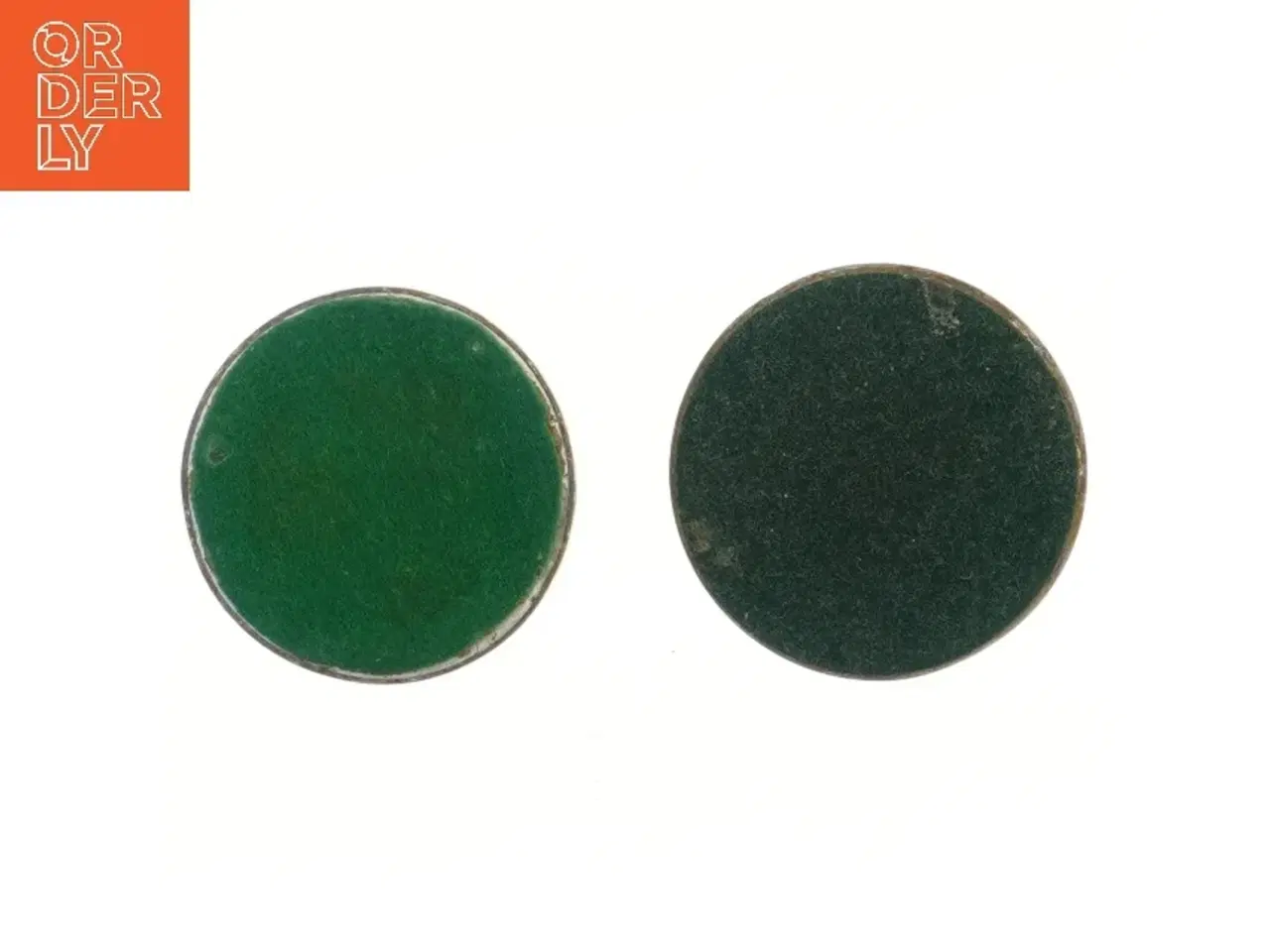 Billede 3 - To lysestager i metal (str. 2 stk 13,5 & 11 cm)