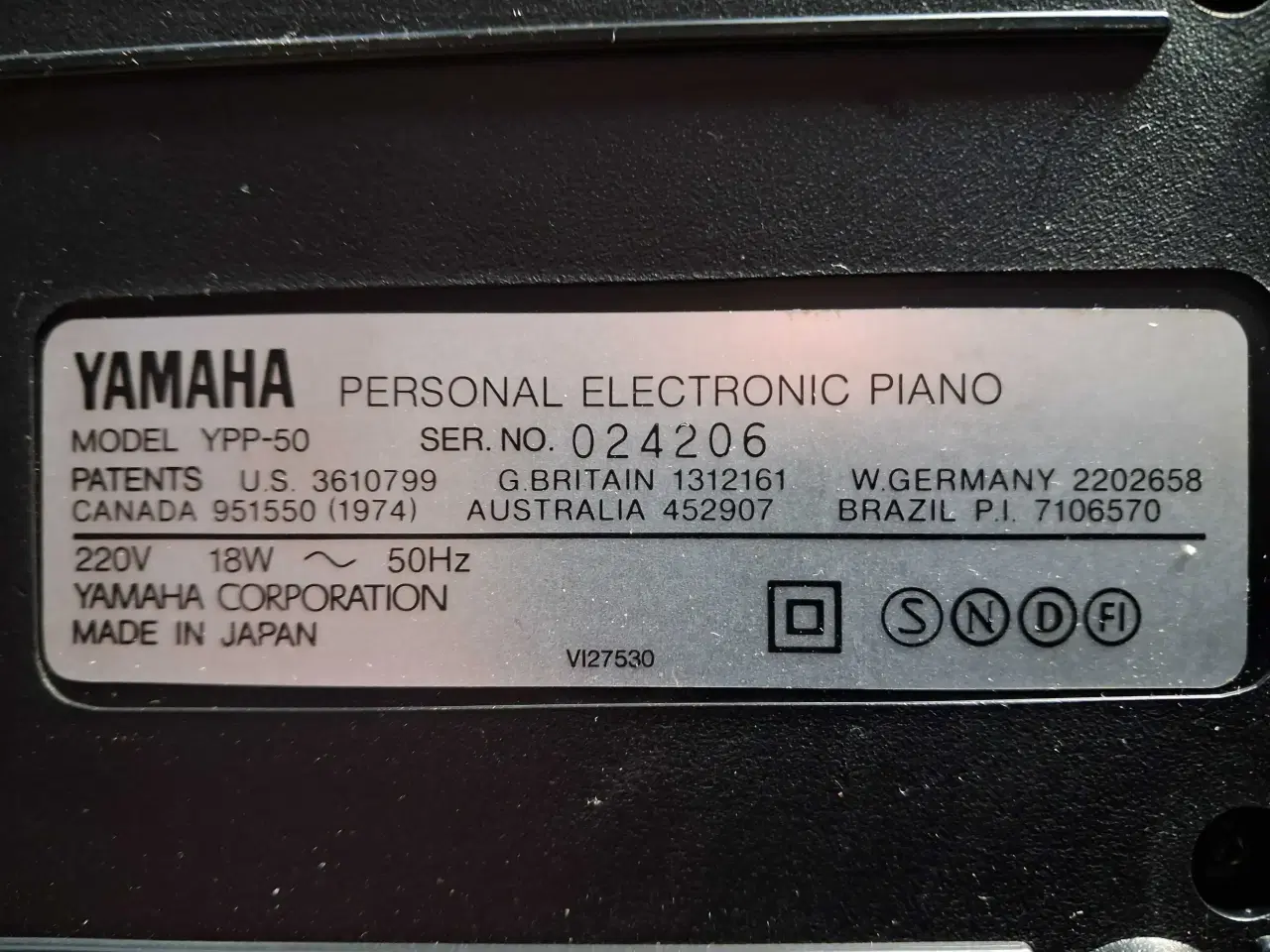 Billede 7 - Yamaha keyboard med understel, sort.
