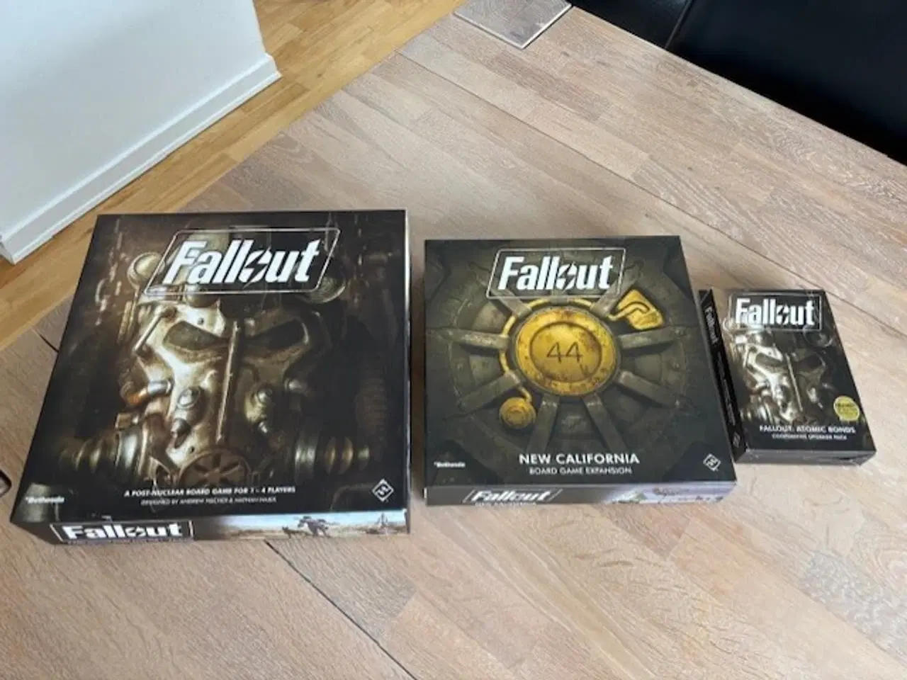 Billede 1 - Fallout Brætspil incl. tilbehør