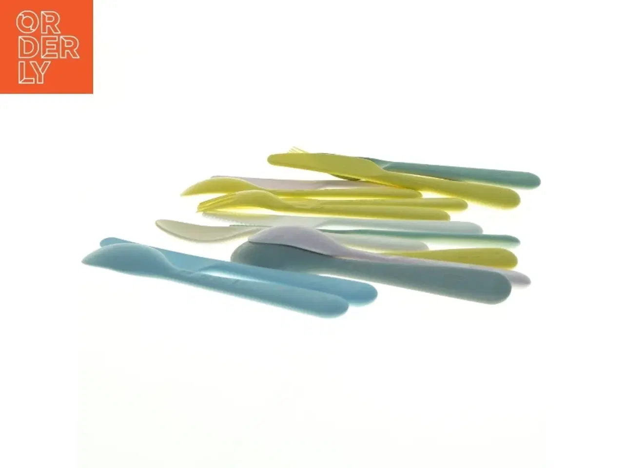 Billede 2 - Plastikbestik i pastelfarver (str. 16 x 3 cm)