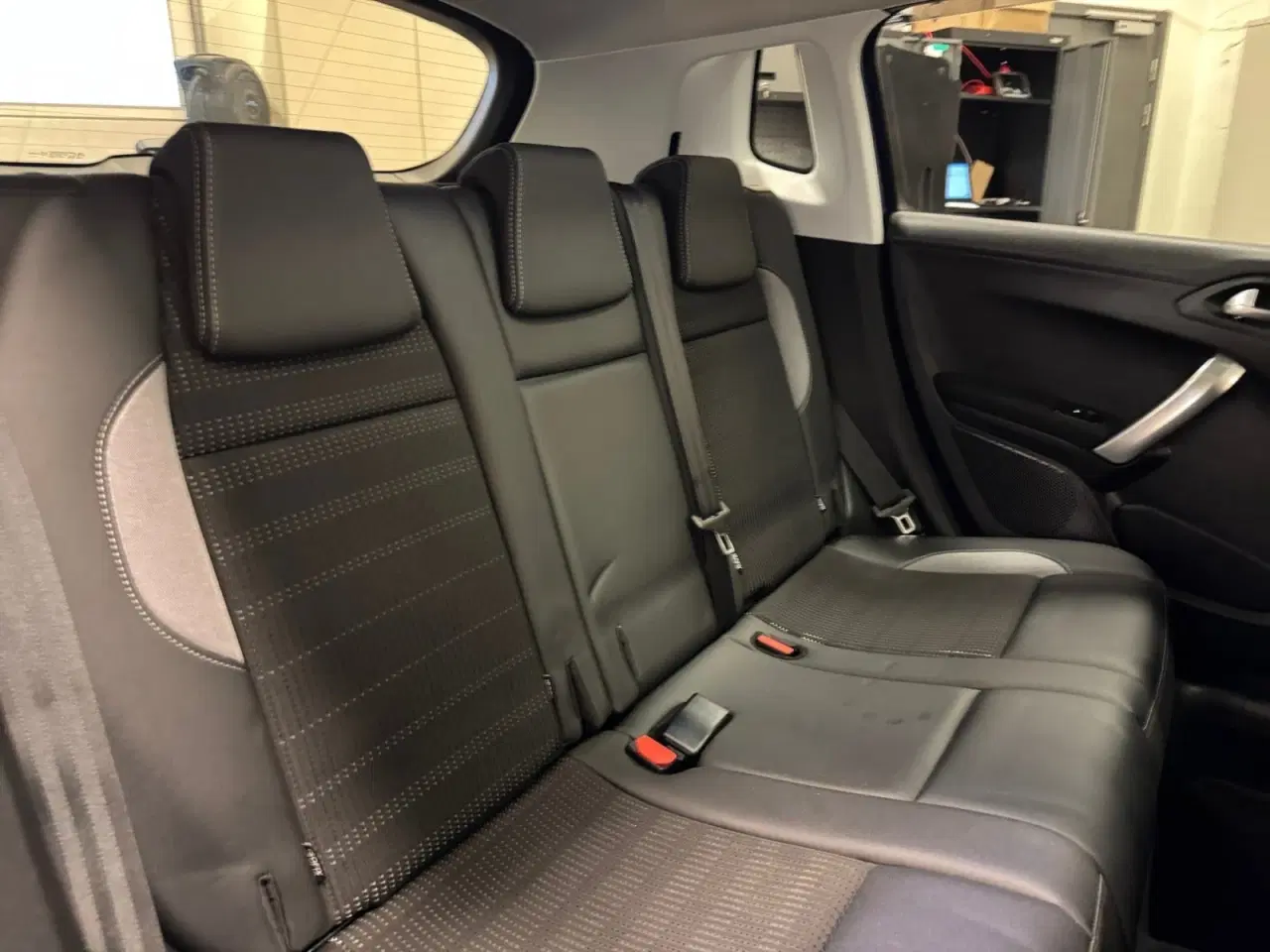 Billede 15 - Peugeot 2008 1,5 BlueHDi 100 Allure Sky