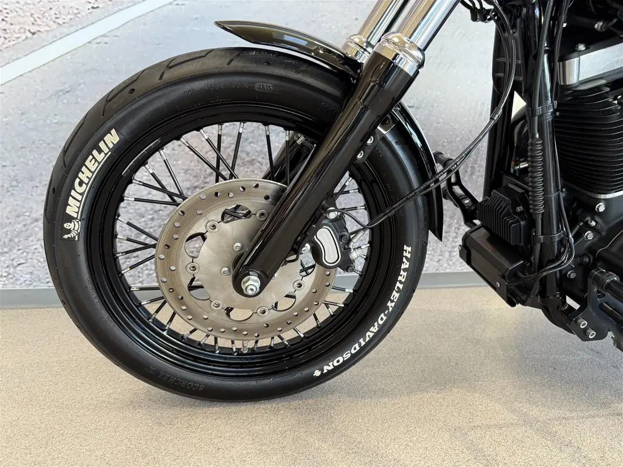 Billede 16 - Harley-Davidson FXDB Dyna Street Bob 103"