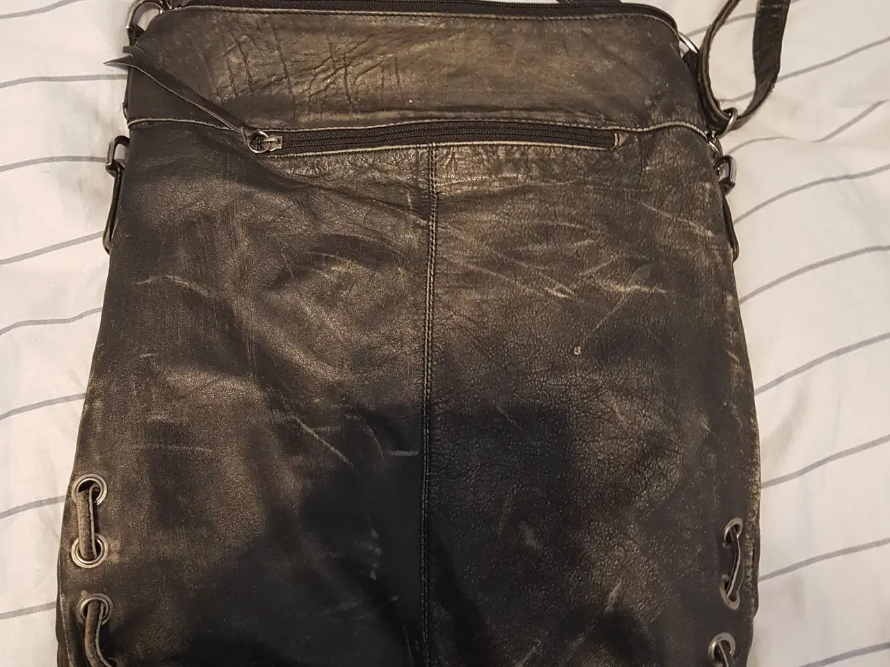 Billede 2 - Lædertaske i slidt look