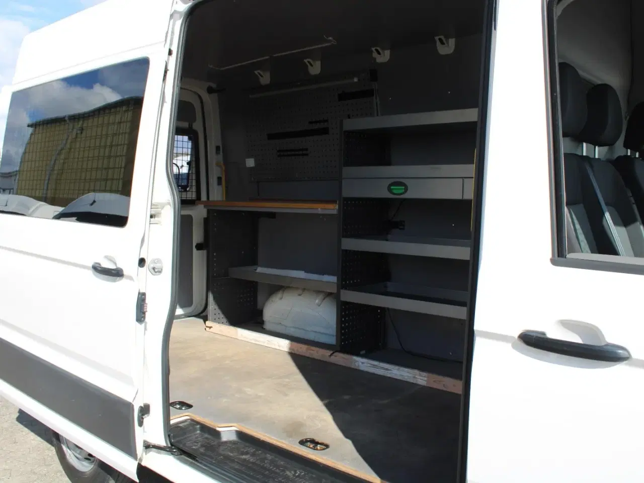 Billede 13 - VW Crafter 35 2,0 TDi 140 Kassevogn L3H2 aut.