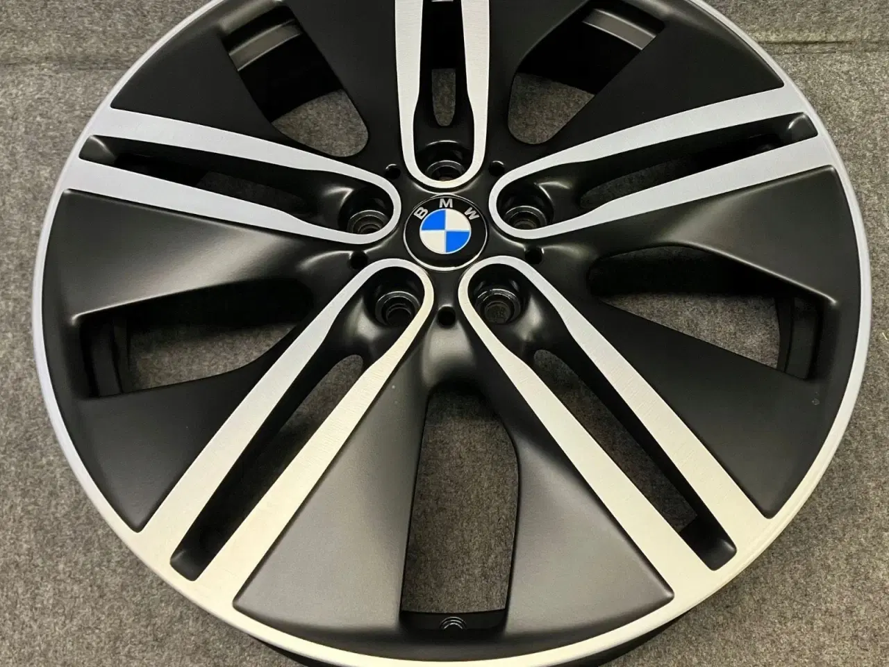 Billede 1 - ALUFÆLGE BMW i3 430 20"