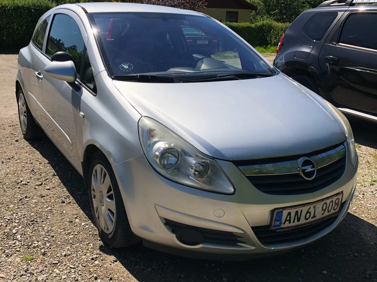 Billede 2 - Opel Corsa med automatgear og vinterdæk