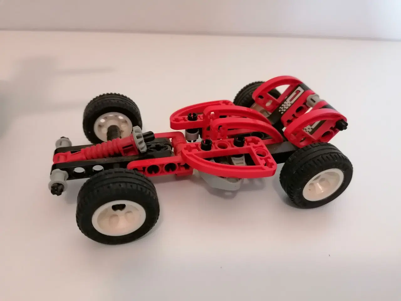 Billede 4 - Lego Technic	Køretøjer, Sælges som vist 