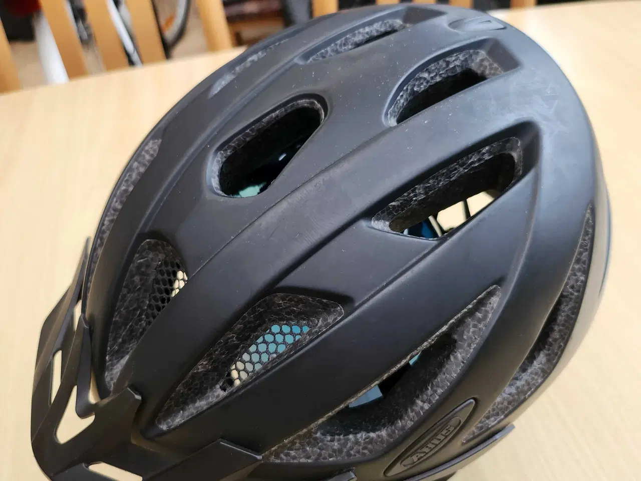 Billede 3 - Cykelhjelm  