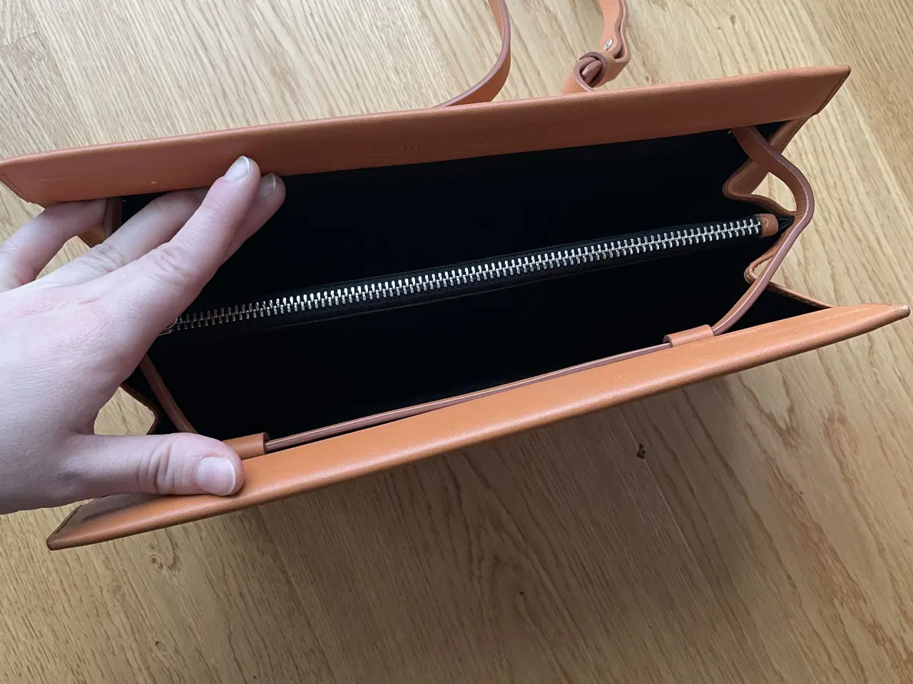 Billede 7 - Aesther Ekme lædertaske