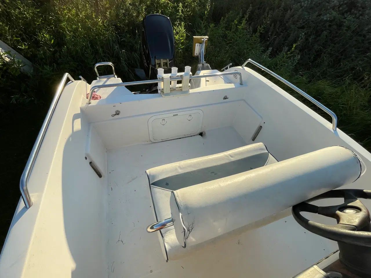 Billede 6 - Uttern 5202 med nyere 50 hk mercury og trailer