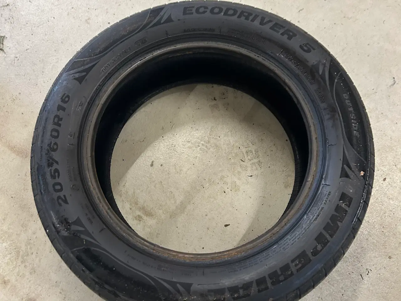 Billede 4 - 4 205 /60/16 sommerdæk købt 2025 kørt 5000 km