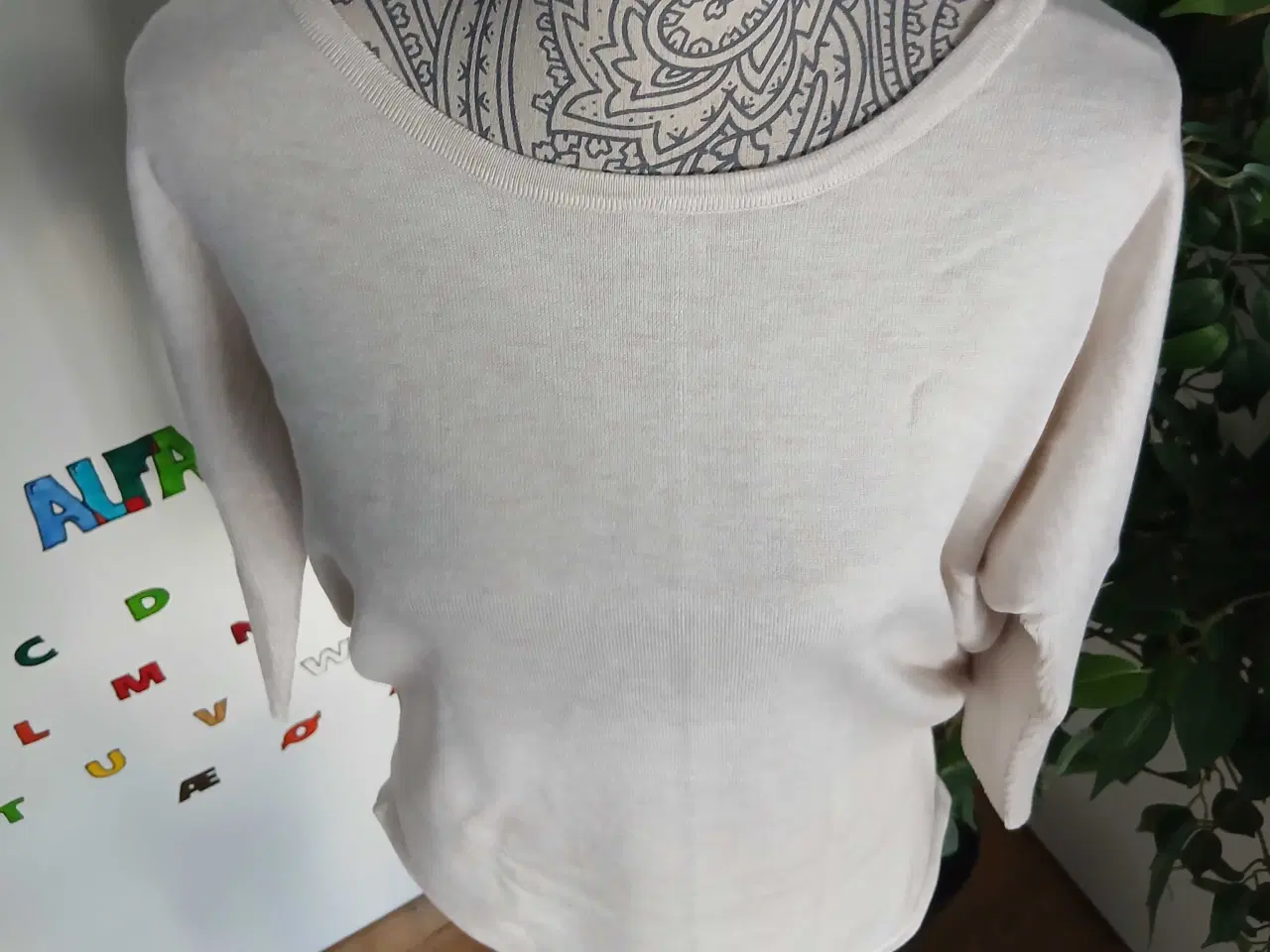 Billede 2 - Trøje. Saint Tropez. Medium/38