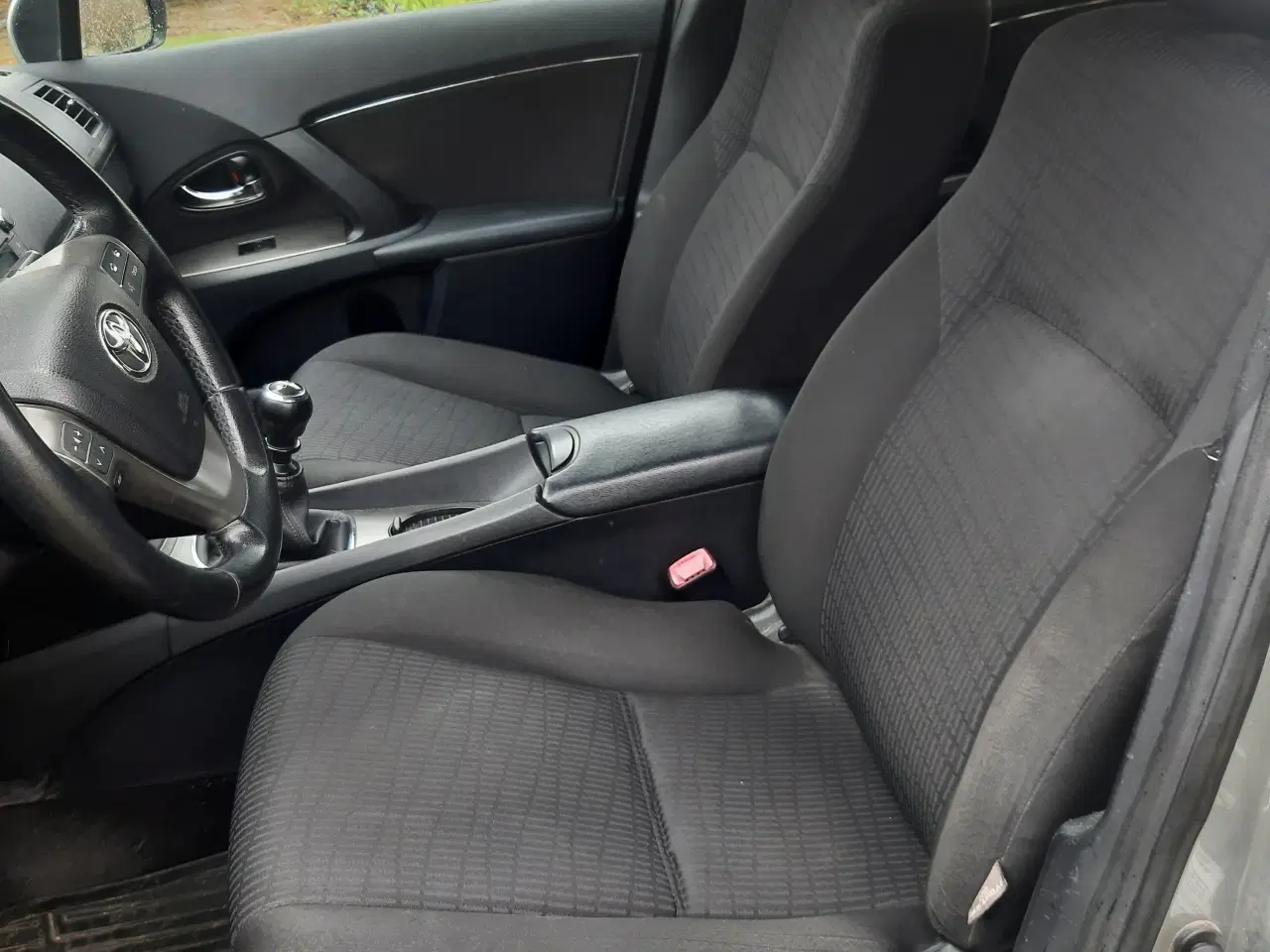 Billede 7 - Toyota avensis km 220000