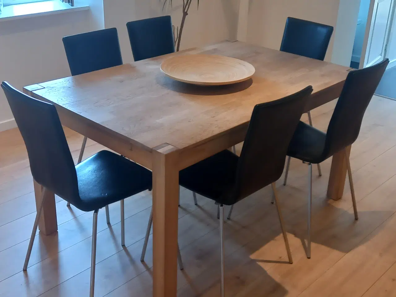 Billede 1 - stole og bord