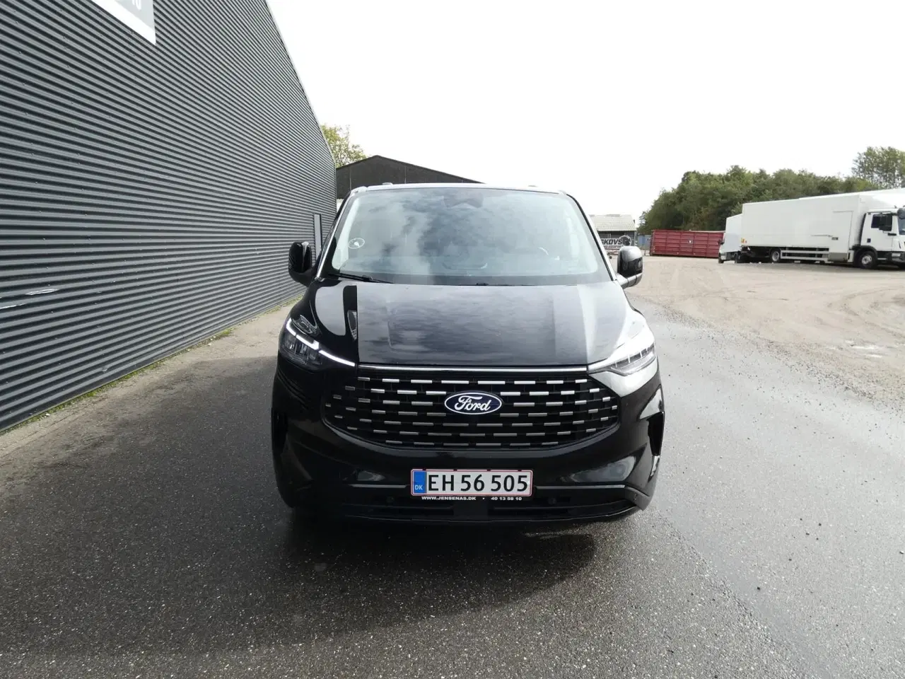 Billede 2 - Ford Tourneo Custom 320 L2H1 2,0 EcoBlue Titanium 170HK 8g Aut.