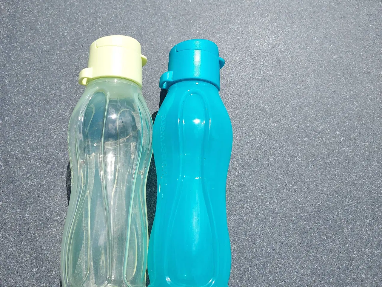 Billede 1 - Tupperware flasker 3,1 dl med drikketud 2 stk