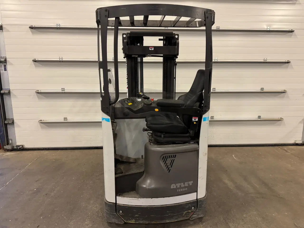 Billede 6 - Reachtruck i perfekt stand. Årg. 2019. Kun 702 tim