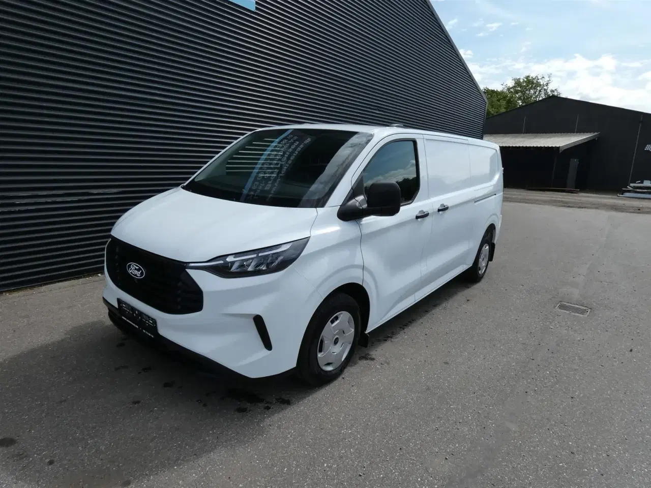 Billede 2 - Ford Transit Custom 300 L2H1 2,0 EcoBlue Trend 136HK Van 8g Aut.
