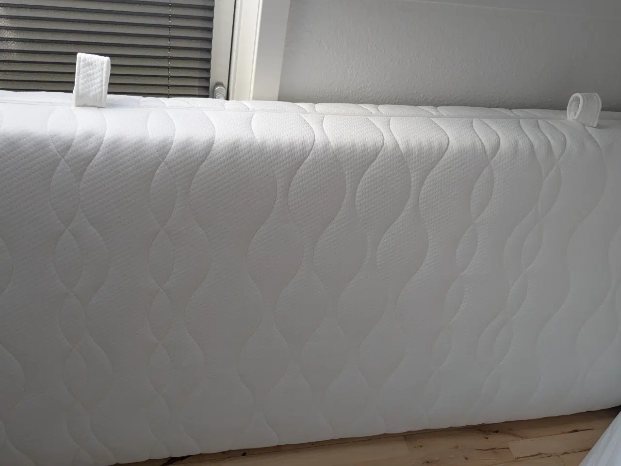 Billede 1 - 2x Stria (Fast) springmadrasser fra Jysk