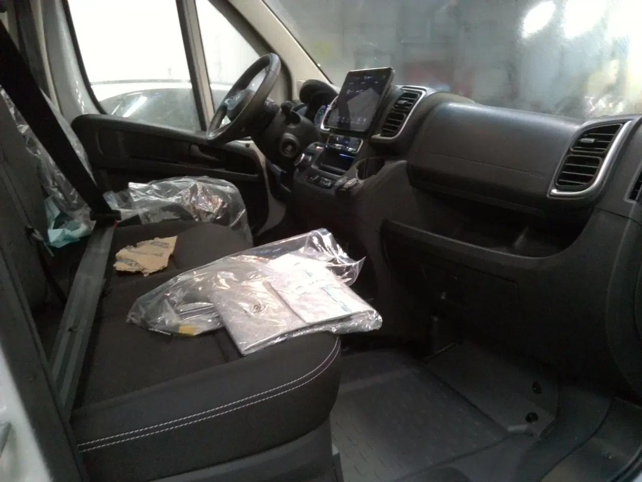 Billede 3 - Citroën ë-Jumper 40H 110 L3H2 MasterLine